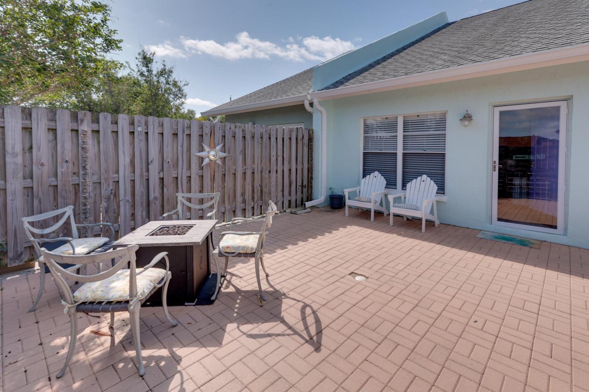 Cape Canaveral Escape With Grill Walk To Beach! ภายนอก รูปภาพ